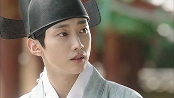 Jung Jinyoung in Love in the Moonlight (1996)