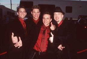 Justin Jeffre, Nick Lachey, Drew Lachey, Jeff Timmons, and 98 Degrees