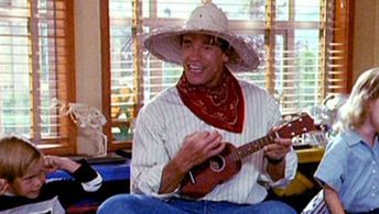 Arnold Schwarzenegger, Joseph Cousins, and Sarah Rose Karr in Kindergarten Cop (1990)