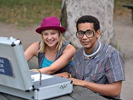 Jenni Barber in The Electric Company (2006)