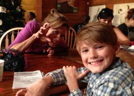 Hilarie Burton (One Tree Hill) and Cannon Bosarge clowning around on set of 