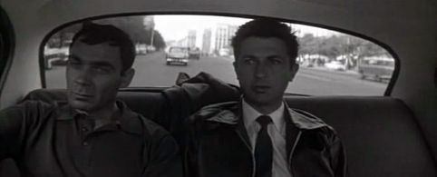 Igor Kvasha and Vladimir Zamanskiy in Ne samyy udachnyy den (1967)