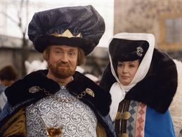 Rolf Hoppe and Karin Lesch in Three Wishes for Cinderella (1973)