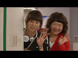 Seung-ah Yoon and Hong Yoon Hwa in Mischievous Kiss (2010)