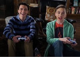 BTS of The Fosters Season 4A Kalama as Noah, Hayden as Jude