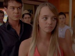 Burgess Abernethy, Phoebe Tonkin, and Cleo Massey in H2O: Just Add Water (2006)