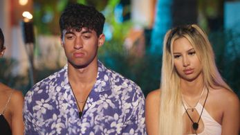 Hannah Brooke and Isaac Francis in Too Hot to Handle: Making Kiss-tory (2023)