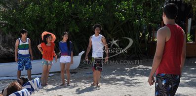 Paul Salas, Kathryn Bernardo, Sharlene San Pedro, Daniel Padilla, and Kit Thompson in Must Be... Love (2013)