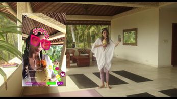 Dania Arancha in Unpacking (2022)