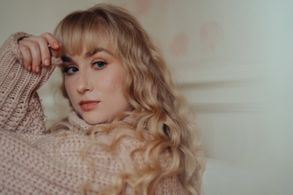 Primrose by Samantha Davis 2023