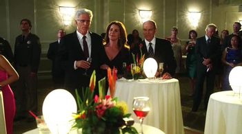 Ted Danson, Peri Gilpin, and Marc Vann in CSI: Crime Scene Investigation (2000)