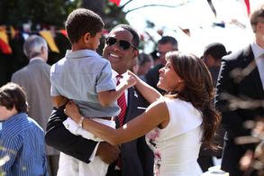 Blair Underwood, Lisa Vidal, and Sayeed Shahidi in The Event (2010)