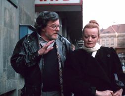 Jana Brejchová and Jan Kacer in Vlastne se nic nestalo (1989)