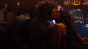 Lip Gallagher (Jeremy Allen White) & Mimi (Cassie Hernandez) - Shameless: 