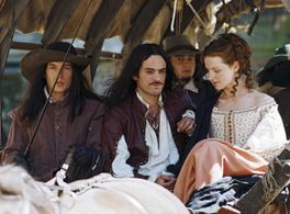 Romain Duris et Sophie-Charlotte Husson dans Molière de Laurent Tirard