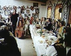 Ivan Mikolaychuk in Takaya pozdnyaya, takaya tyoplaya osen (1982)