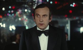 Daniel Ceccaldi in Death of a Corrupt Man (1977)