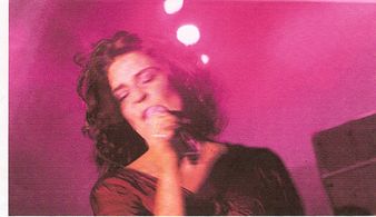 Karin van der Laag singing live