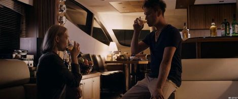 Oksana Akinshina and Anton Shagin in Versus (2016)