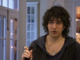Nick Simmons in Gene Simmons: Family Jewels (2006)