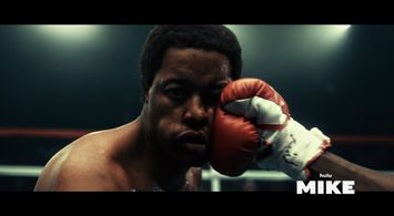 Donny Carrington as Lorenzo Canady in Hulu's 'Mike'