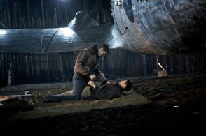 Dean Newcombe and Masataka Kubota in Tobe! Dakota