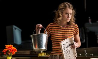 Catherine Combs as Beauty in Smokefall by Noah Haidle http://www.chicagotribune.com/entertainment/theater/chi-smokefall-