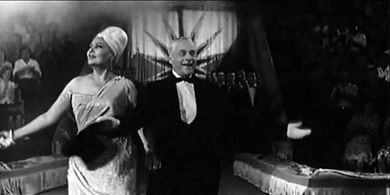 Evgeniy Teterin and Zana Zanoni in Seraya bolezn (1966)