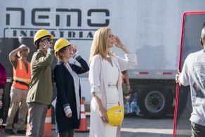 Brigid Brannagh, Kevin Weisman, and Annie Wersching in Runaways (2017)