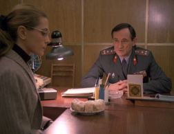 Bogdan Stupka and Olga Sumskaya in Chotyry lysty fanery (1992)