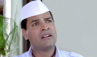 Bharat Jadhav in Mumbaicha Dabewala (2007)