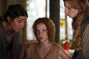 Daniela Hirsh in Ophelia