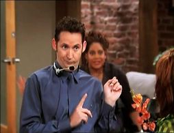 Harland Williams and Kim Coles in The Geena Davis Show (2000)