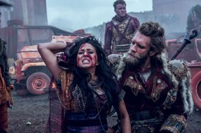 Farzana Dua Elahe and Marc Rissmann in Into the Badlands (2015)