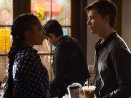 Kiana Ledé, Bex Taylor-Klaus, and John Karna in Scream: The TV Series (2015)