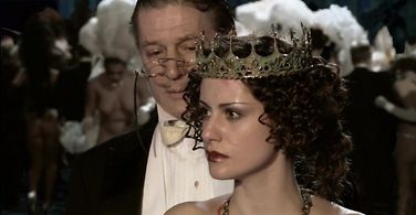 Aleksandr Abdulov and Anna Kovalchuk in Master i Margarita (2005)