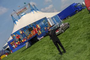 On the set of 'Ya Clown' with Fossett's Circus