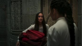 Still of Raquel Cipriano and Zoë Robins in The Wheel of Time