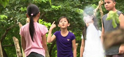 Marc Justine Alvarez and Caprice Cayetano in Kambal, karibal (2017)