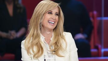 Lara Fabian in Tout le monde en parle (2004)