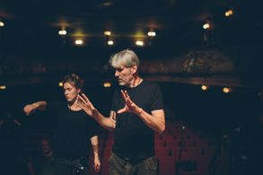 Juliette Van Dormael & Harry Cleven on the set of 