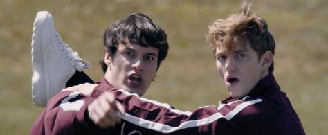 Nico Greetham and Lukas Jacob in Dinner in America (2020)