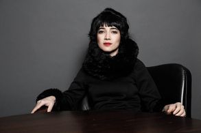 Mitra Farahani in Fifi Howls from Happiness (2013)