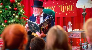 Still from ‘Twas The Night Before Christmas
