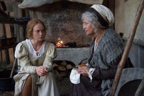 Emília Vásáryová and Dominika Zeleníková in Johancino tajemství (2015)