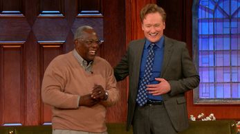 Conan O'Brien and Hank Aaron in Conan (2010)
