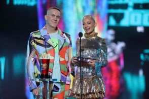 Nicole Richie and Jeremy Scott at an event for 2022 MTV Movie & TV Awards (2022)