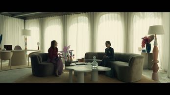 Sophie Barthes in The Pod Generation (2023)