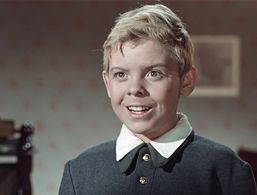 Aleksei Litvinov in The Flying Carpet (1957)