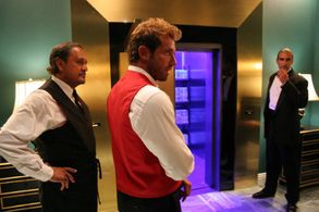 Gabriel Soto and Miguel Varoni in Ladrón que roba a ladrón (2007)